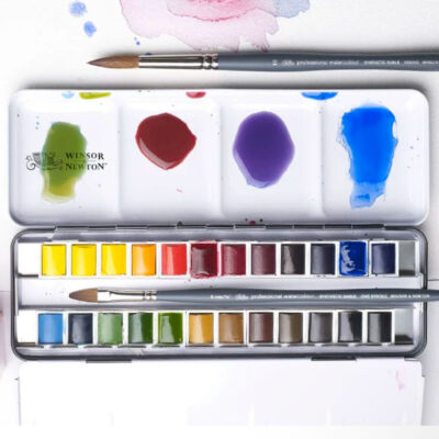 Winsor Newton 24 half pans